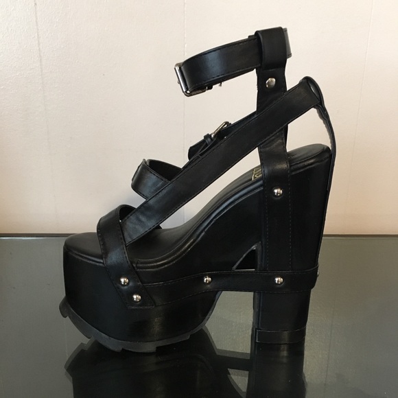 Goth Punk Chunks - Picture 2 of 4